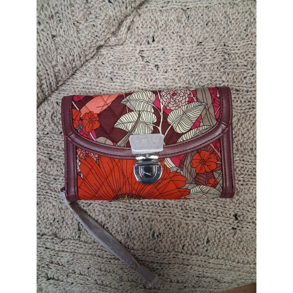 Vera Bradley Ultimate Wristlet Purse Pushlock Wallet Trifold - Picture 1 of 4